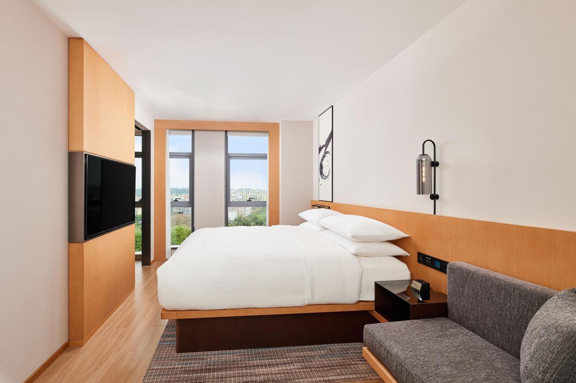 Fairfield By Marriott Guangzhou Konggang Hotell Exteriör bild