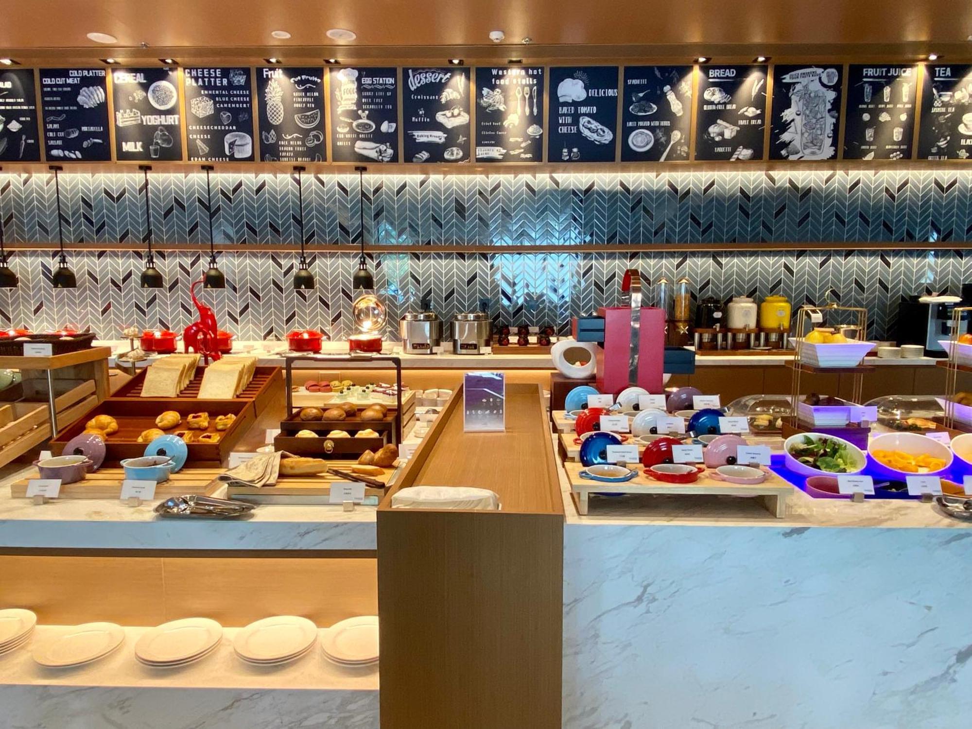 Fairfield By Marriott Guangzhou Konggang Hotell Exteriör bild