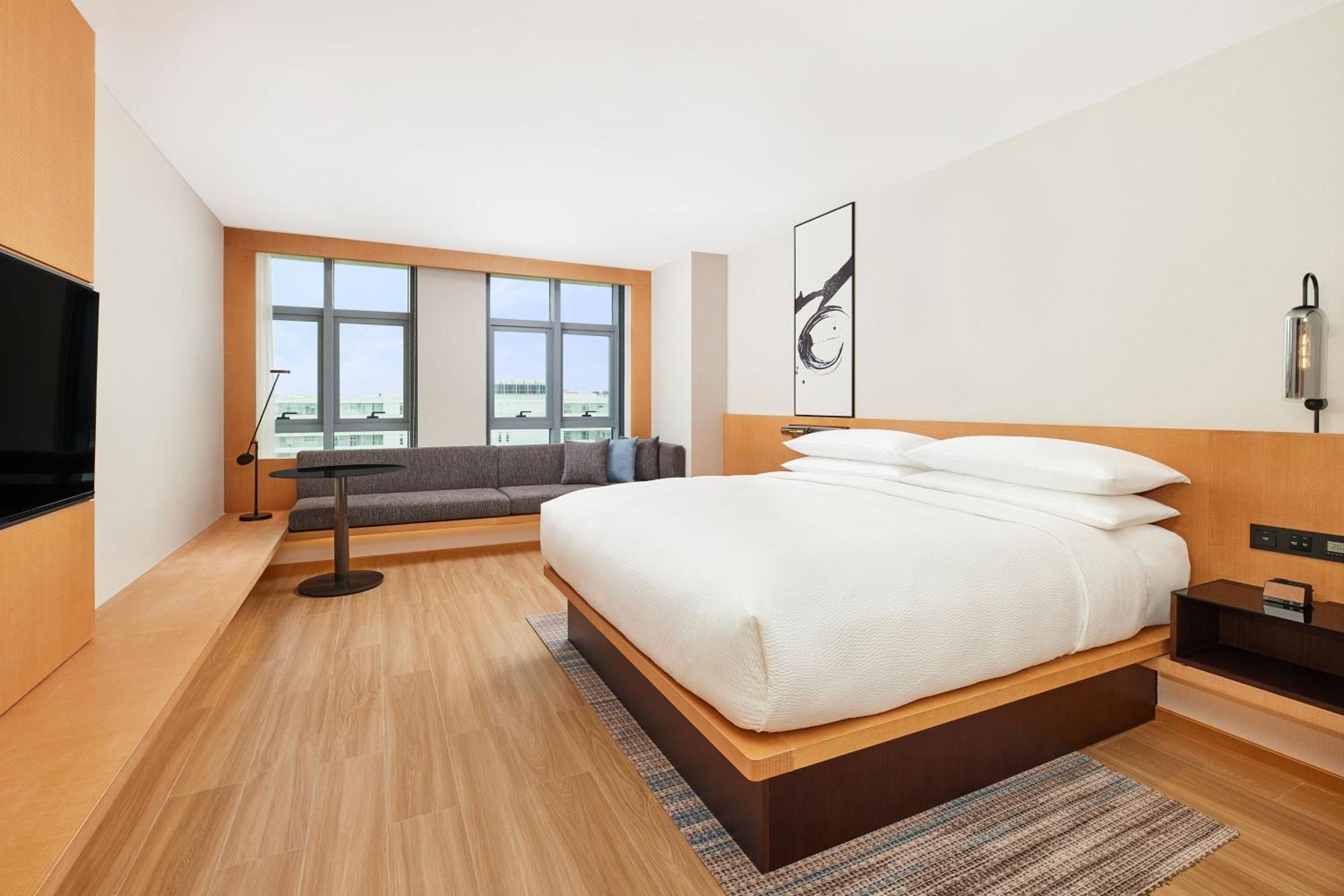 Fairfield By Marriott Guangzhou Konggang Hotell Exteriör bild